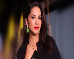 নীল জগতের সেরাদের সঙ্গে কাজ করেছি: সানি